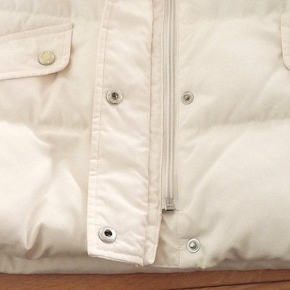 Talbots Woman's Medium Cream Vest With Removable Fur Trimmed Hood - Picture 4 of 9